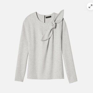 Banana republic gray top with bow detail